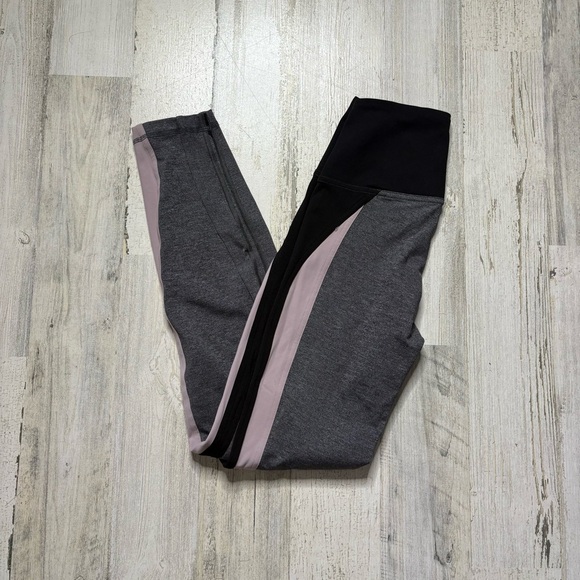 Lululemon Get Going Train Tight Size 2 - Picture 6 of 6